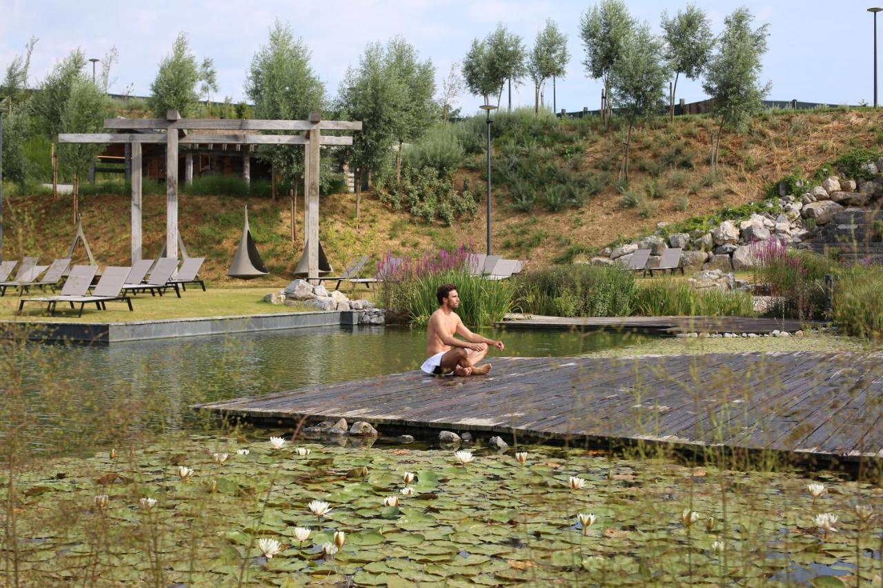 Waer Waters Spa Hotel ホート-ベイガールデン エクステリア 写真